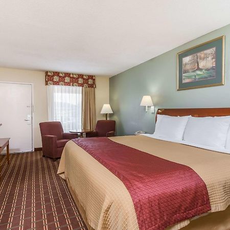 Days Inn By Wyndham Orangeburg Zewnętrze zdjęcie
