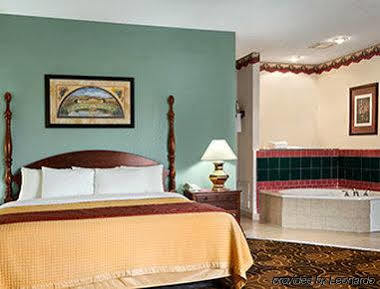Days Inn By Wyndham Orangeburg Zewnętrze zdjęcie