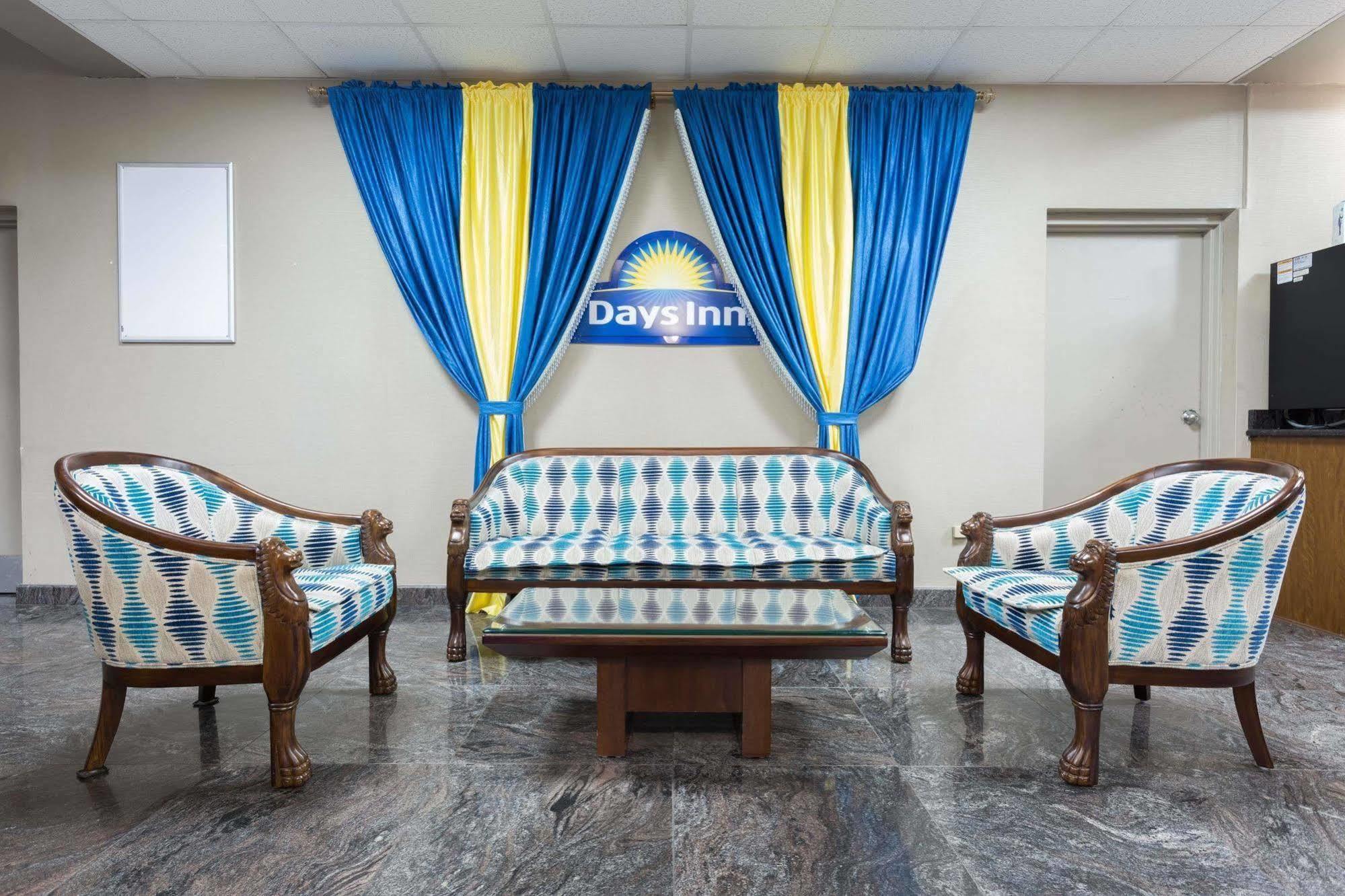 Days Inn By Wyndham Orangeburg Zewnętrze zdjęcie