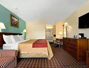 Days Inn By Wyndham Orangeburg Zewnętrze zdjęcie