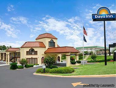 Days Inn By Wyndham Orangeburg Zewnętrze zdjęcie